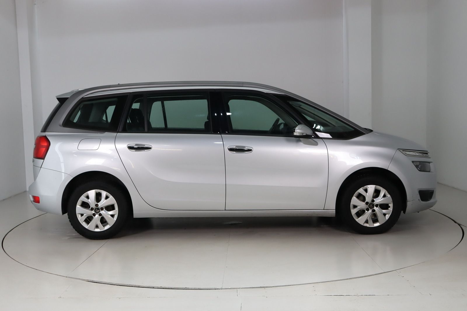 Fahrzeugabbildung Citroën Grand C4 Picasso 7-Sitzer * RFK * Navi * AHK