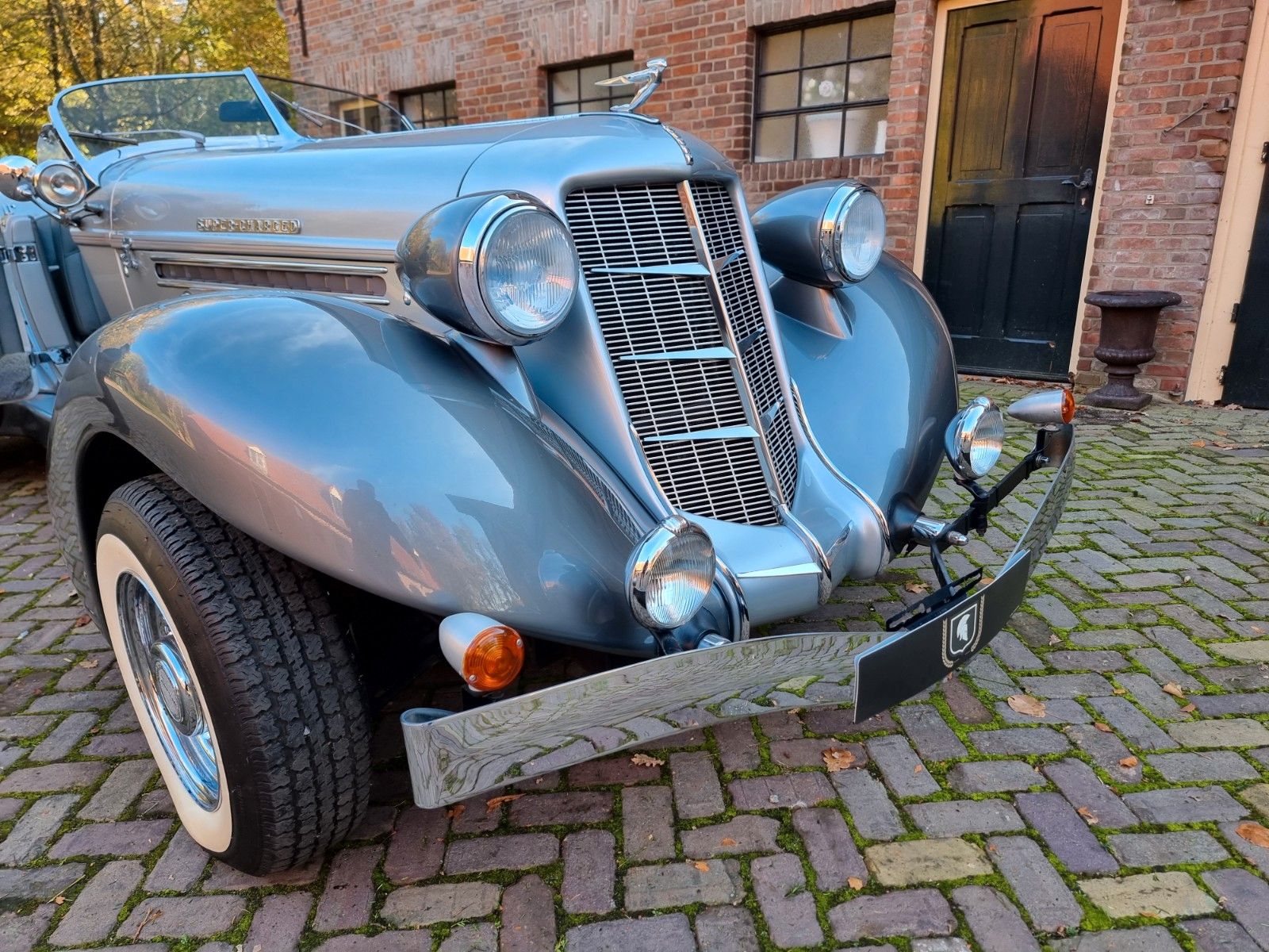 Fahrzeugabbildung Chevrolet Auburn Speedster/Unikat mit einmaligem Anhänger