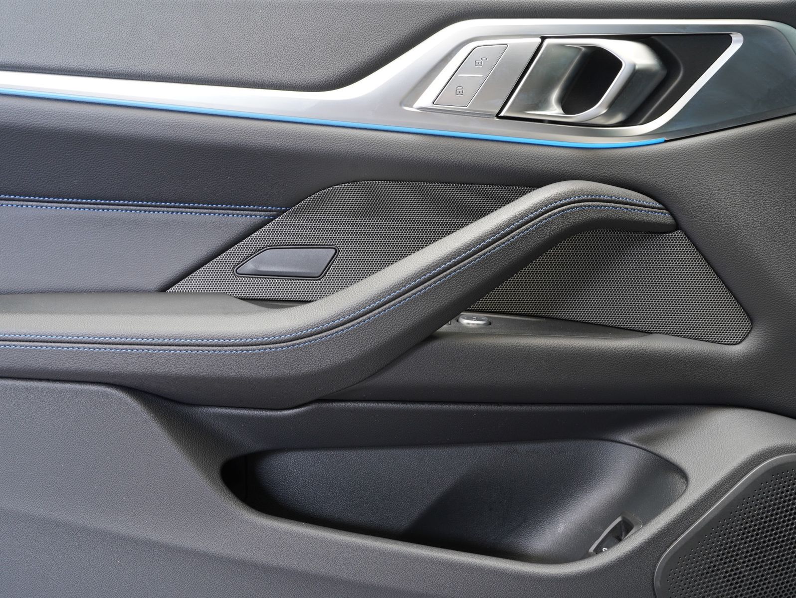 Fahrzeugabbildung BMW i4 Gran Coupe eDrive 40 M Sport SHADOW