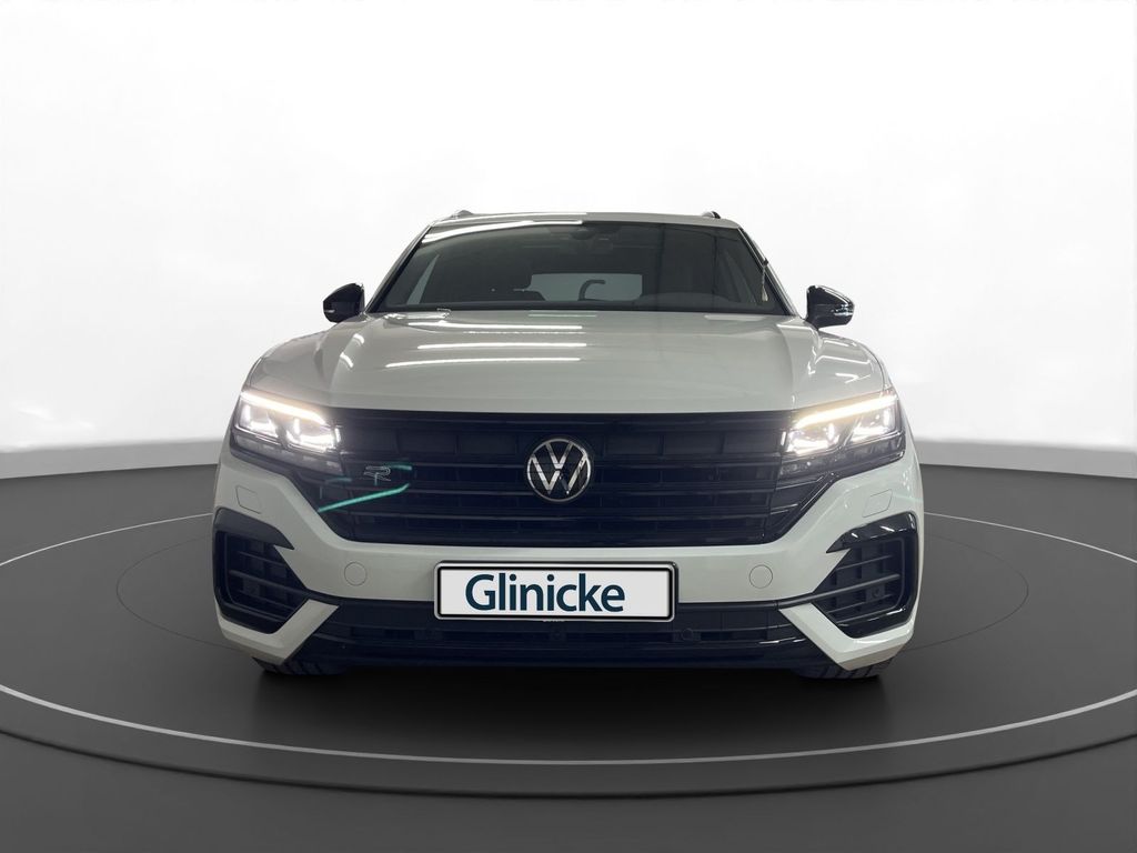 Volkswagen Touareg — hlavná fotografia
