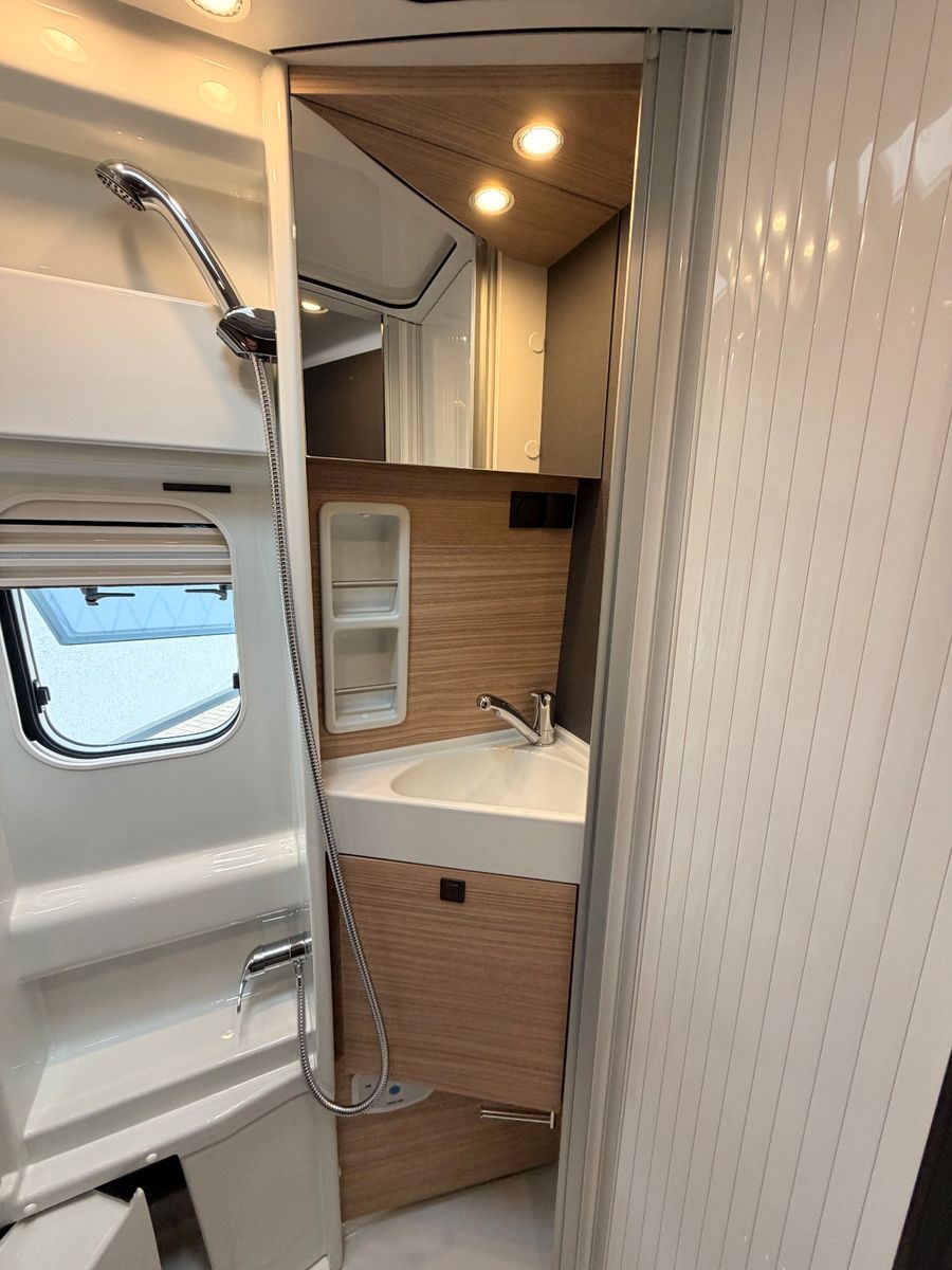 Fahrzeugabbildung Malibu Van 640 LE RB GT - first class two rooms