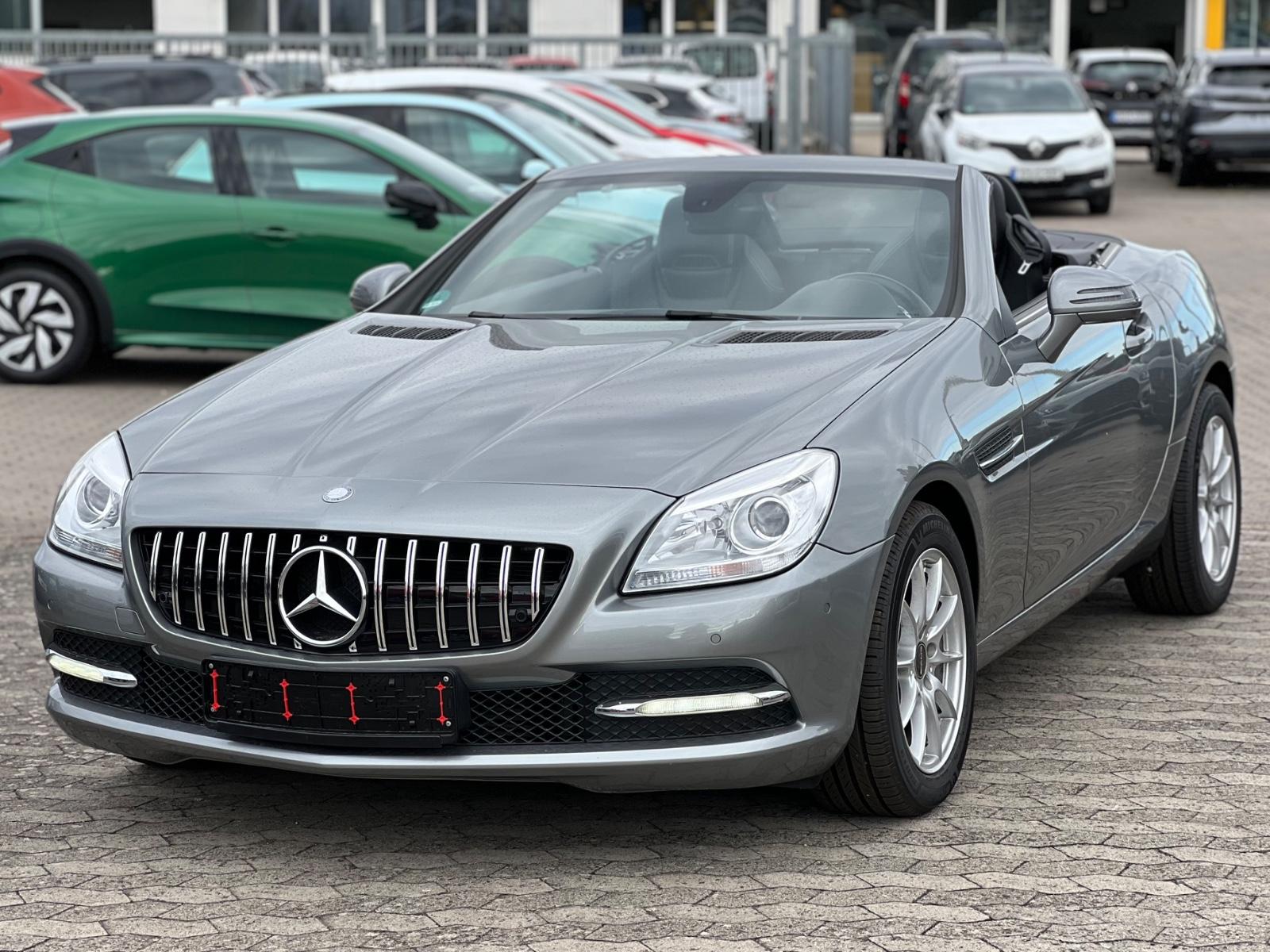 Mercedes-Benz SLK 200 Roadster BlueEfficiency
