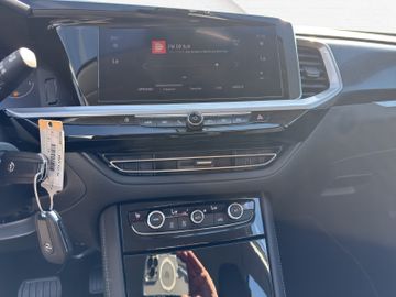 Fotografie des Opel Grandland (X) Grandland GS AT Alcantara Navi 360°Kamera LED