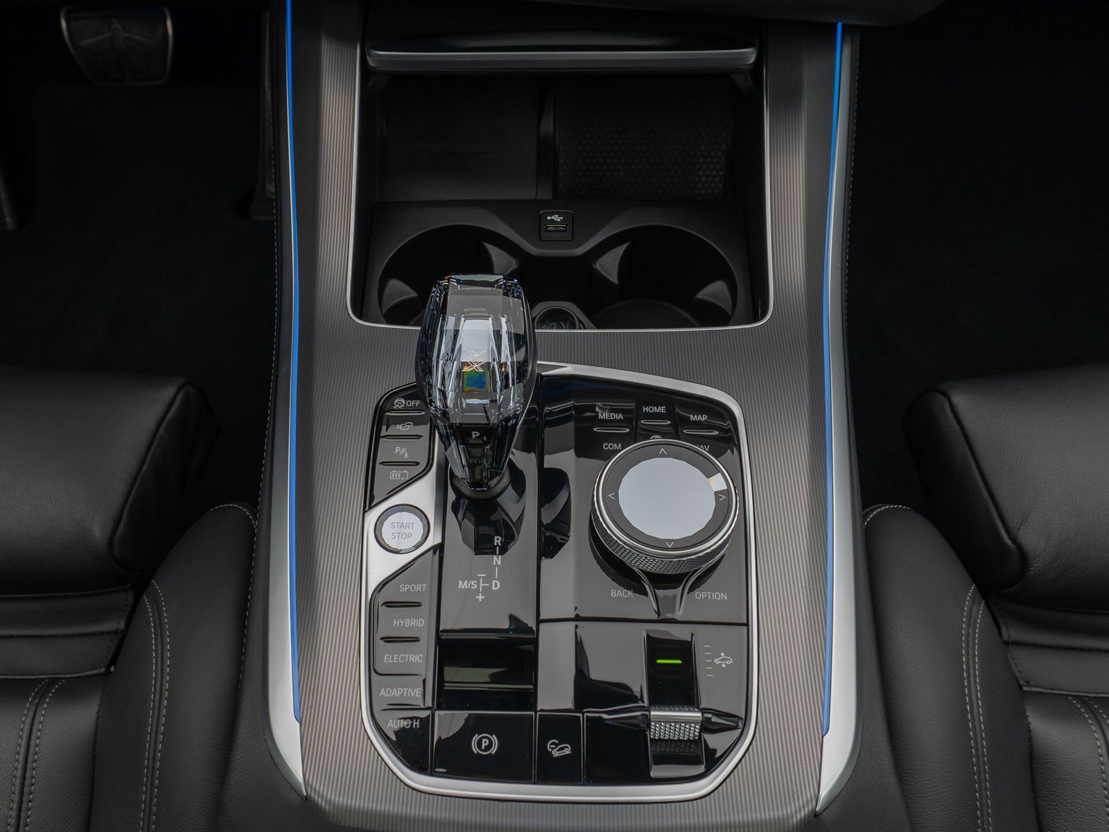 Fahrzeugabbildung BMW X5 xD45e M Sport Panorama 360°HUD DAB H/K 22Zoll