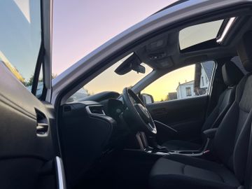 Toyota Corolla Cross - 11