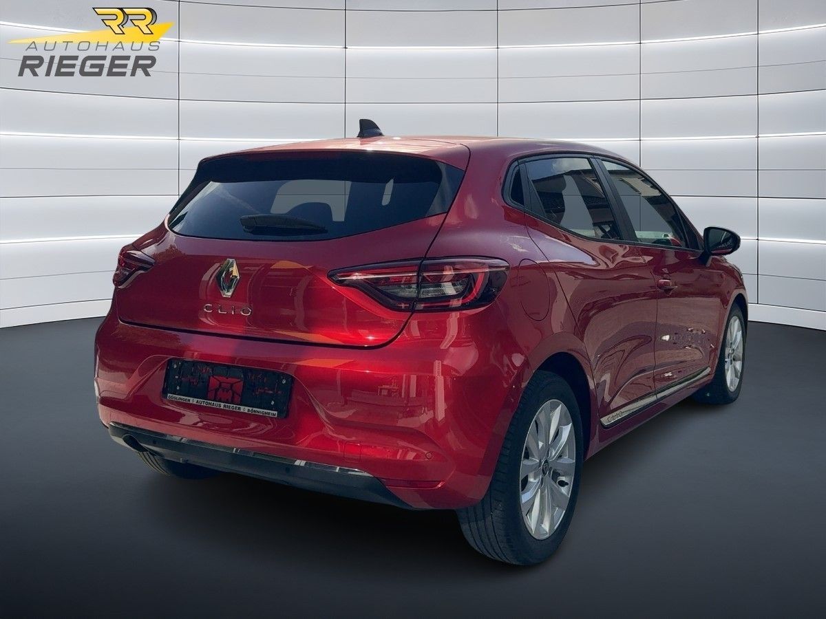 Fahrzeugabbildung Renault Clio V Experience TCe 100