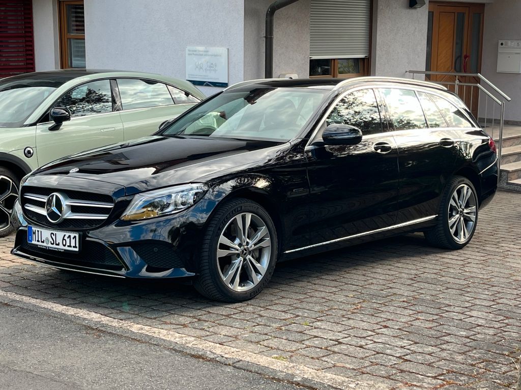 Image of Mercedes-Benz C 300