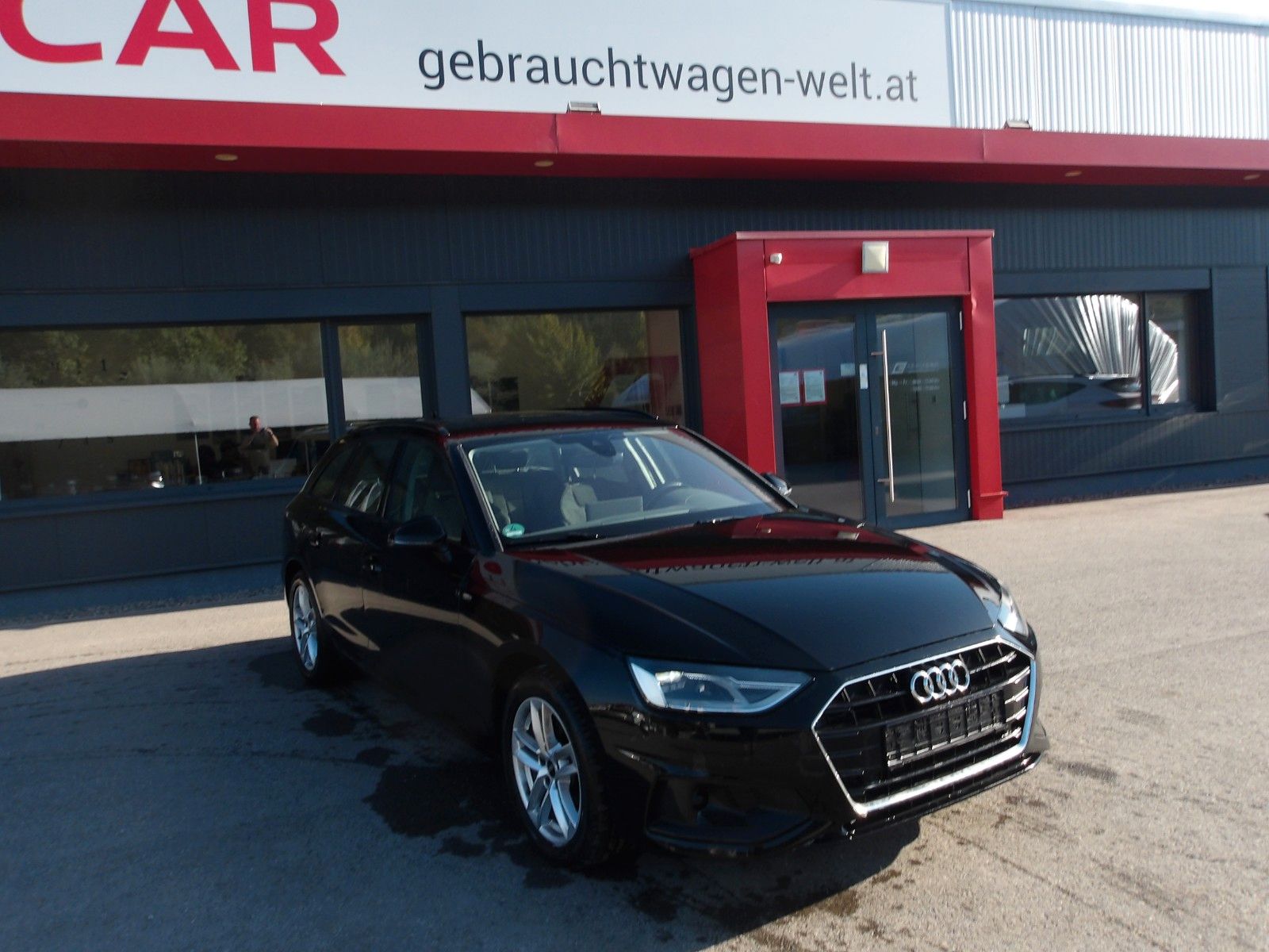 Audi A4 Avant 35 TDI "AHV" EXP € 14250.-- imagem 3