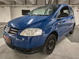 Volkswagen Fox 1,2 ++ Service Neu ++ Tüv Neu ++ - Volkswagen Fox in Stuttgart