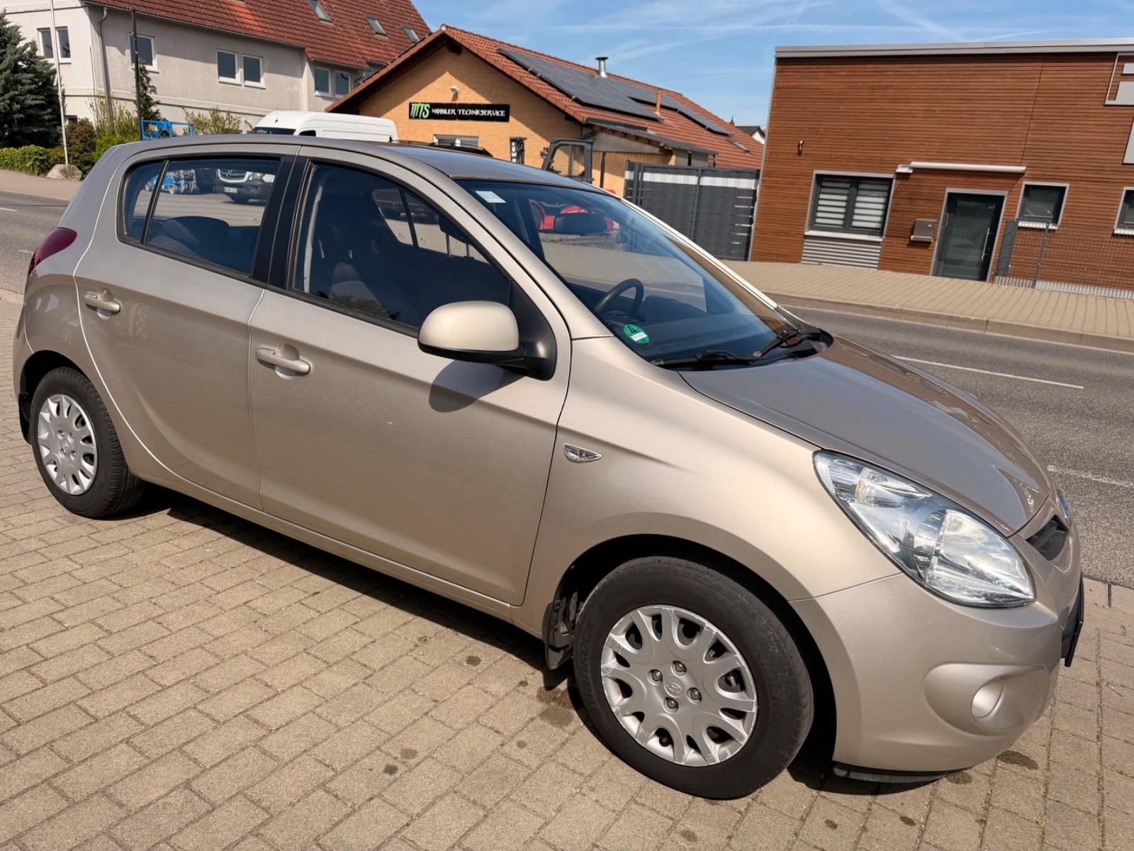 Hyundai i20 Classic/STEUERKETTENEU/TÜV§SERVICENEU