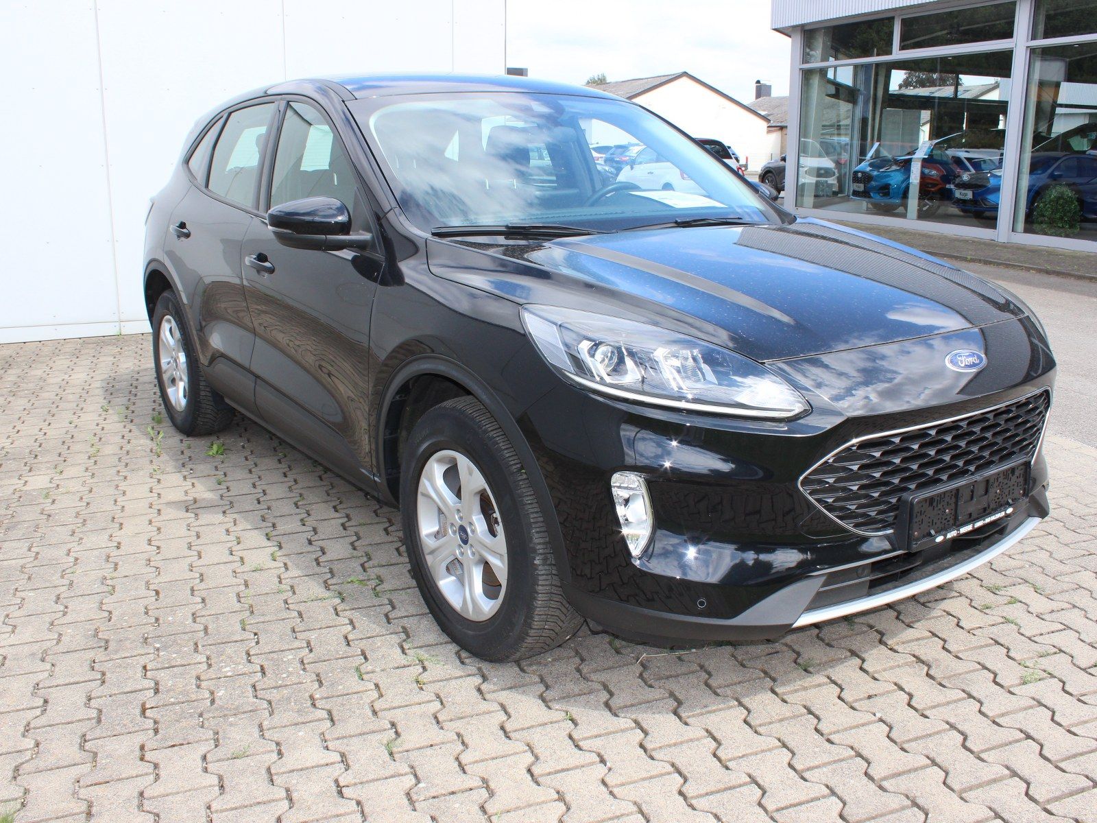 Fahrzeugabbildung Ford Kuga Plug-In Hybrid Cool & Connect