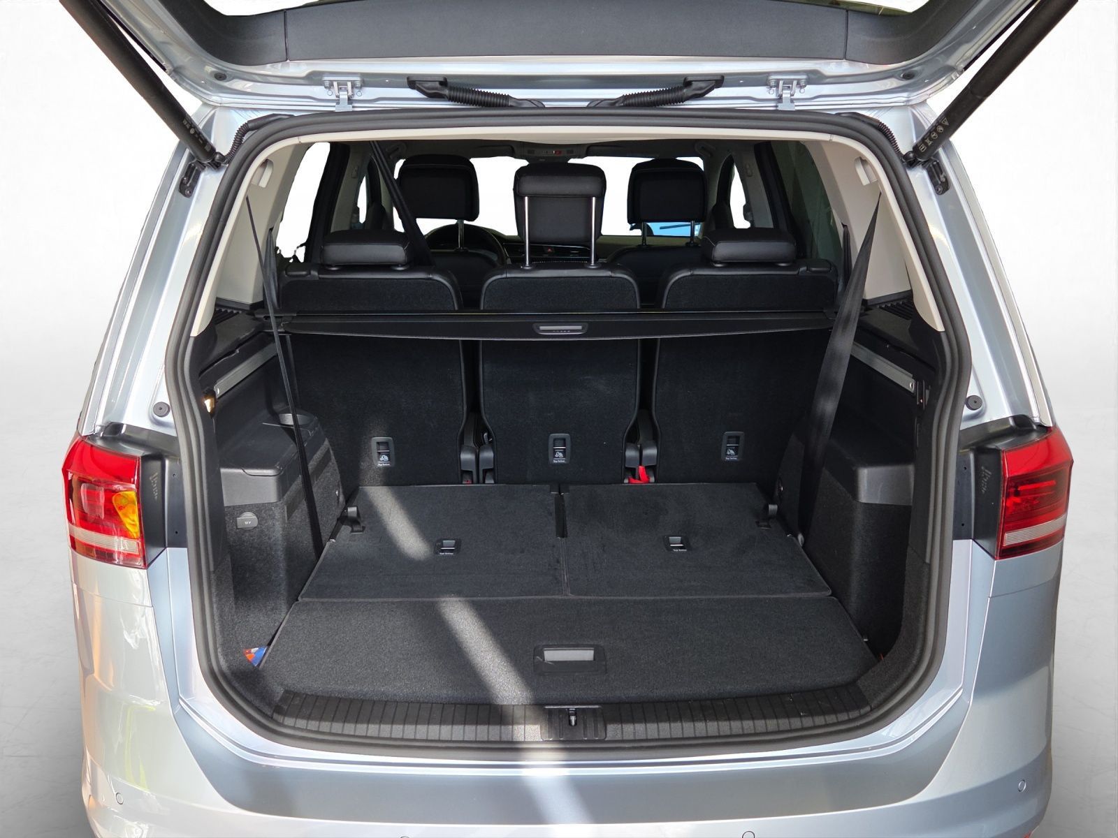 Volkswagen Touran - Bild 12