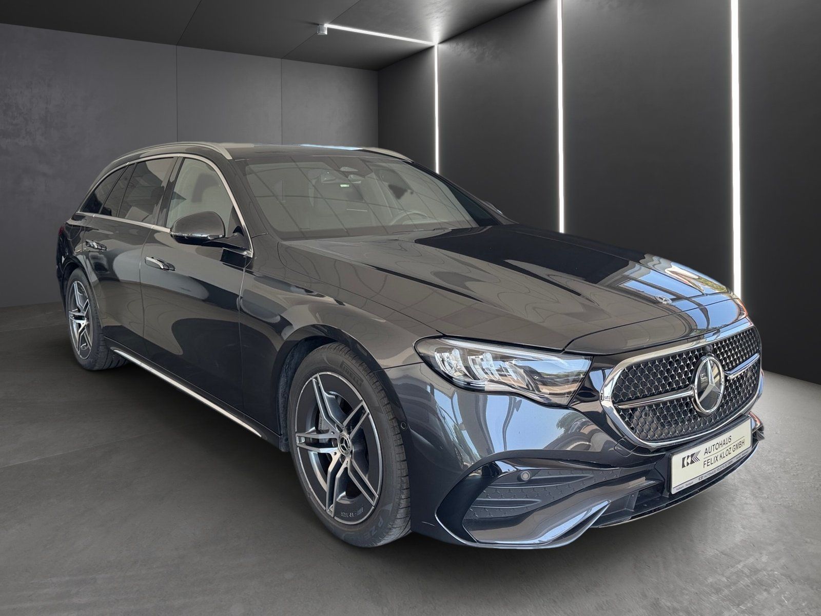 Fahrzeugabbildung Mercedes-Benz E 220 T d AMG*Distro*Totwinkel*LED*Kamera*CarPla