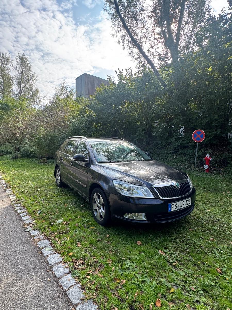 Skoda Octavia 2011 — engine 1.390 cm³, 122 HP (90kW)