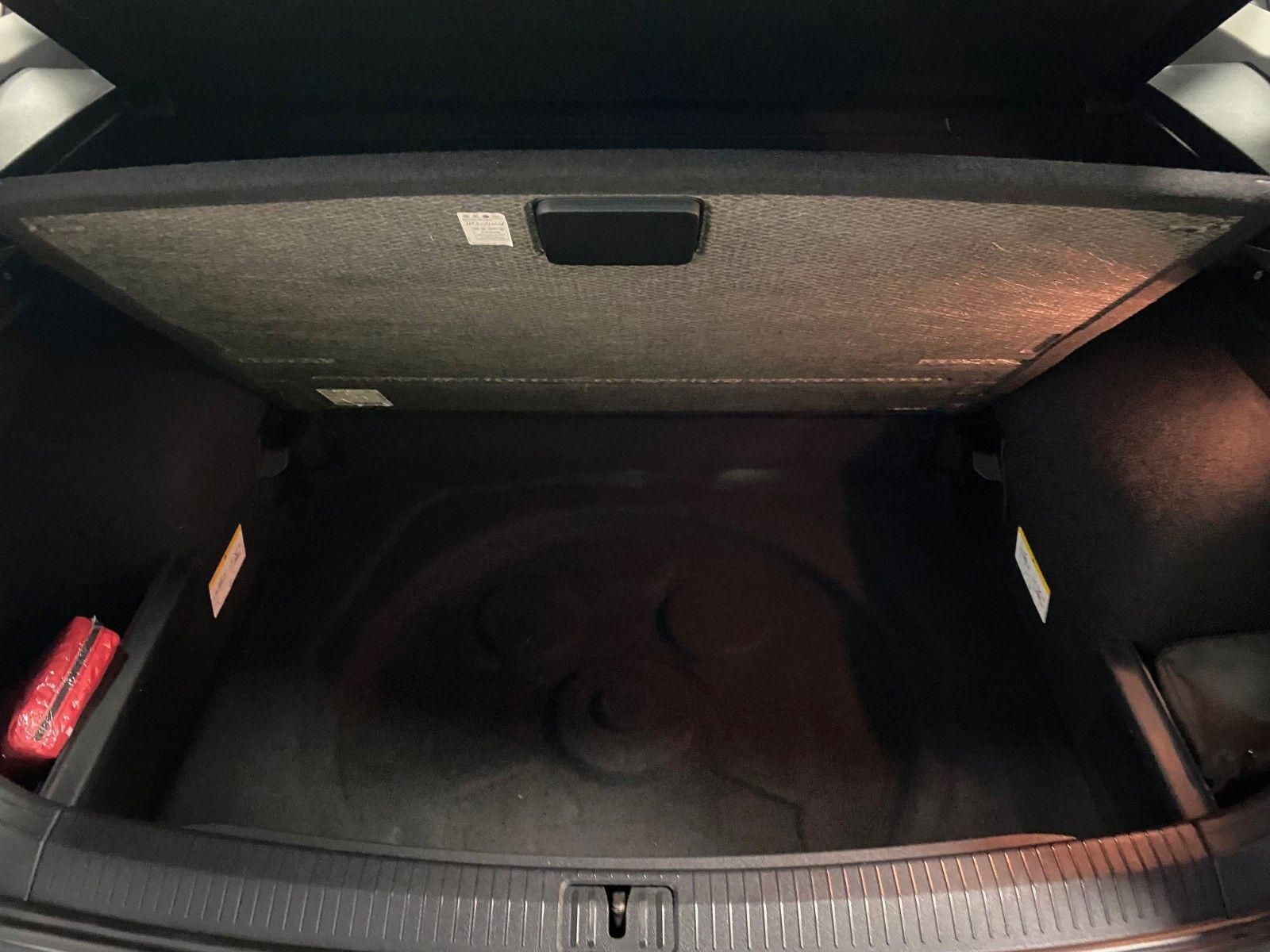 Fahrzeugabbildung Volkswagen Tiguan 1.4 TSI DSG Comfortline+KAMERA+1.HAND+ACC