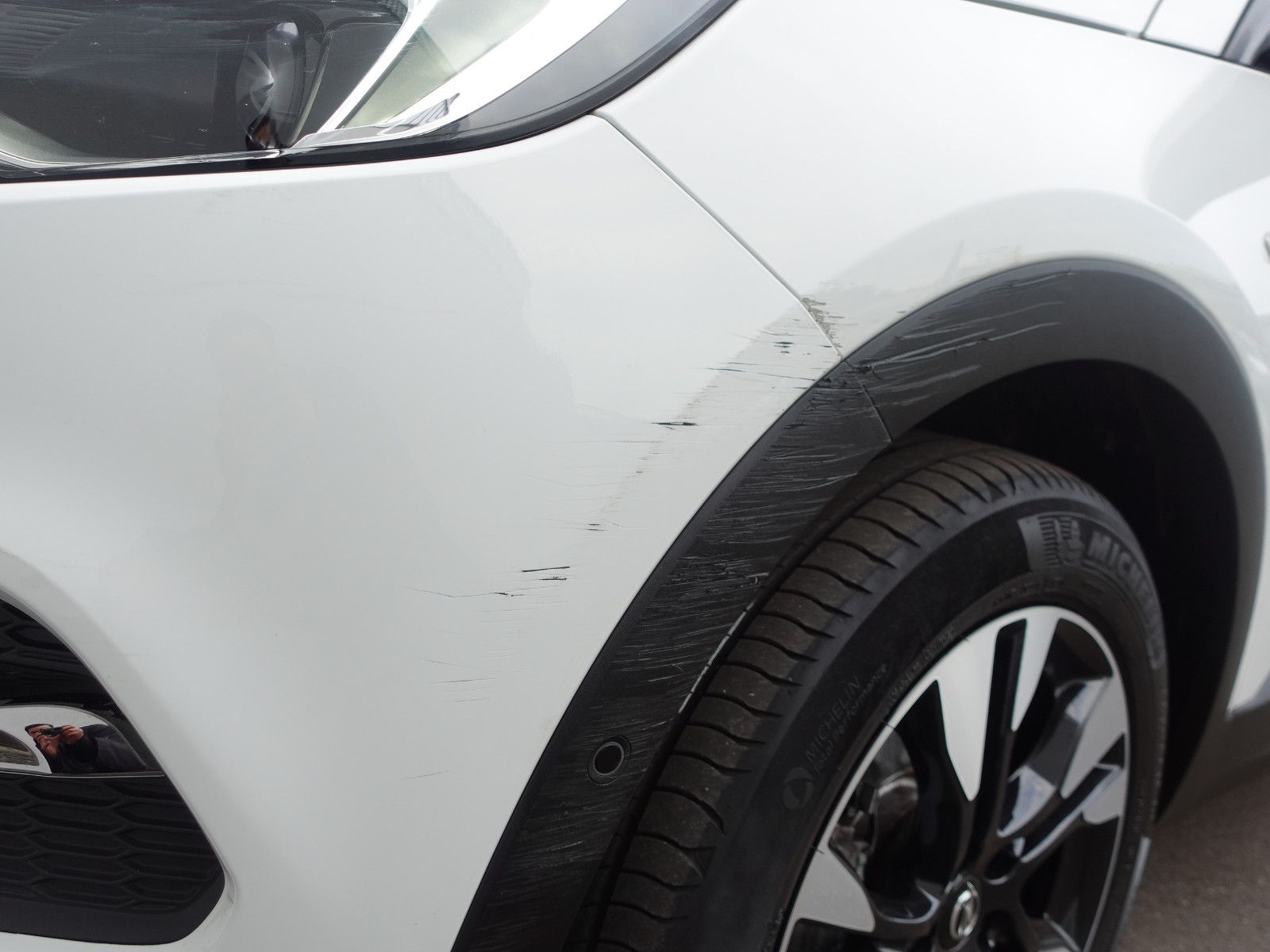 Fahrzeugabbildung Opel Grandland X 1.2 Elegance Kamera,LED,Navi,PDC,SHZ