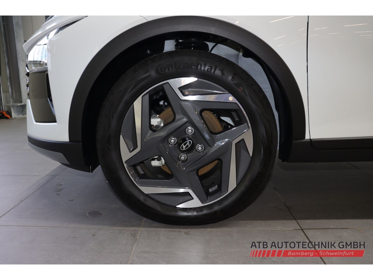 Fahrzeugabbildung Hyundai BAYON MY25 1.0 T-GDI 100 PS 7-DCT 2WD Prime Soun