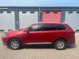 Mitsubishi Outlander SUV-Star 2WD 1Hand Kamera - Mitsubishi Outlander: 2.2