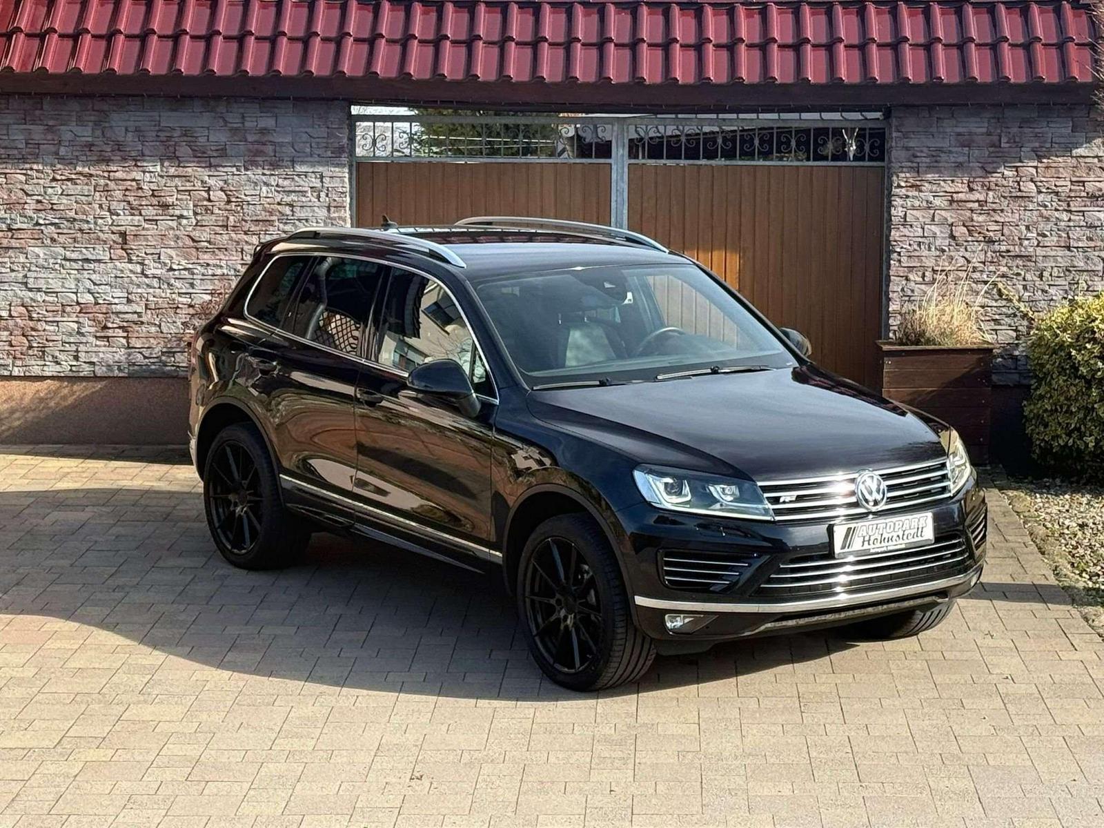 Volkswagen Touareg V6 TDI R-Line Terrain Tech 4Motion
