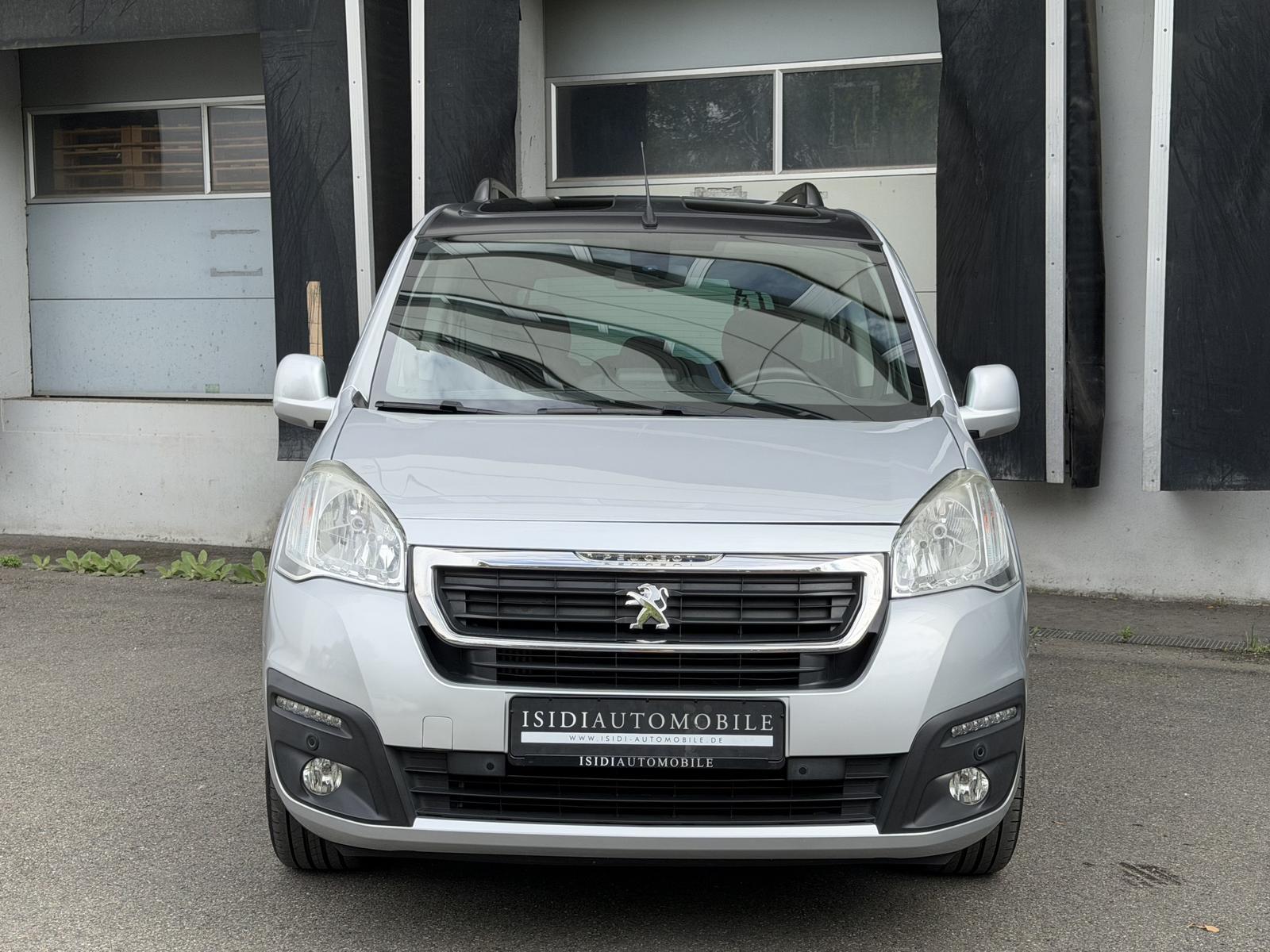 Peugeot Partner Allure Navi Kamera Tempomat Sitzheizung