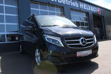 Mercedes V 220 - 2