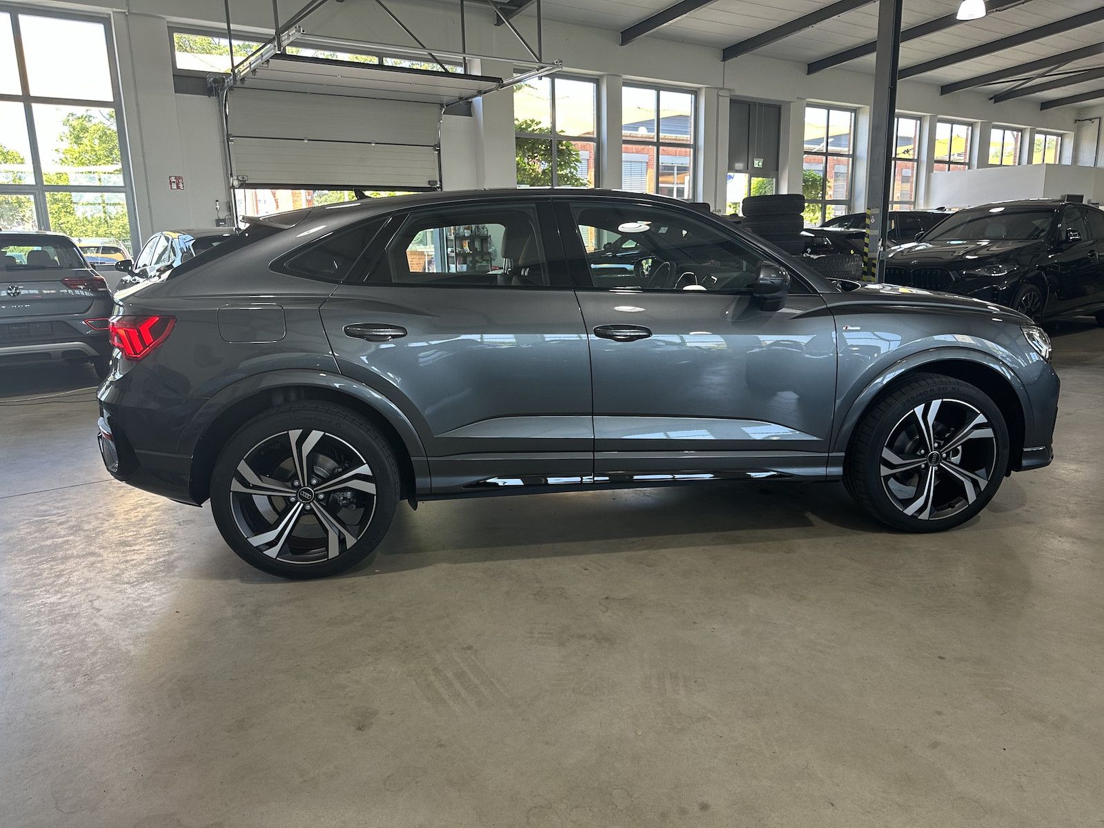 Fahrzeugabbildung Audi Q3 Sportback S line 35tdi Quatt/Pano/Matrix/20/