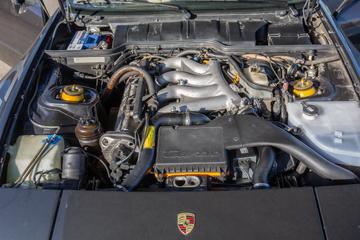 صورة 6 لـ 1985 Porsche 944