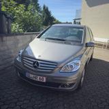 Mercedes-Benz B 150  Automatik, Klima, PDC, Tempomat - gebrauchte Mercedes-Benz B 150 aus dem Jahr 2009