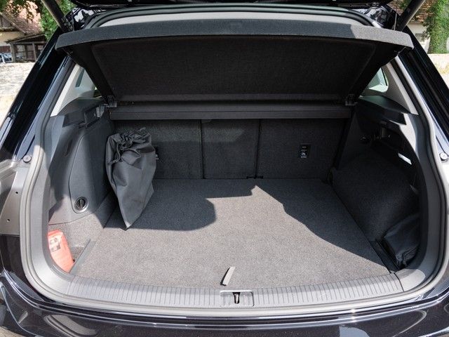 Tiguan Elegance 1,4 l eHybrid DSG Business Premi