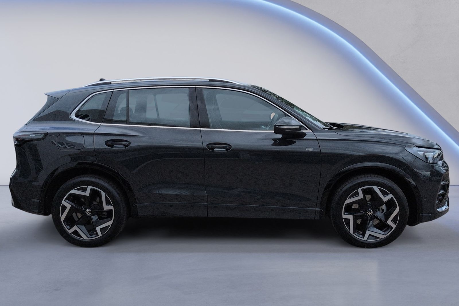 Tiguan R-Line 1.5 eTSI DSG KLIMA LED ALU