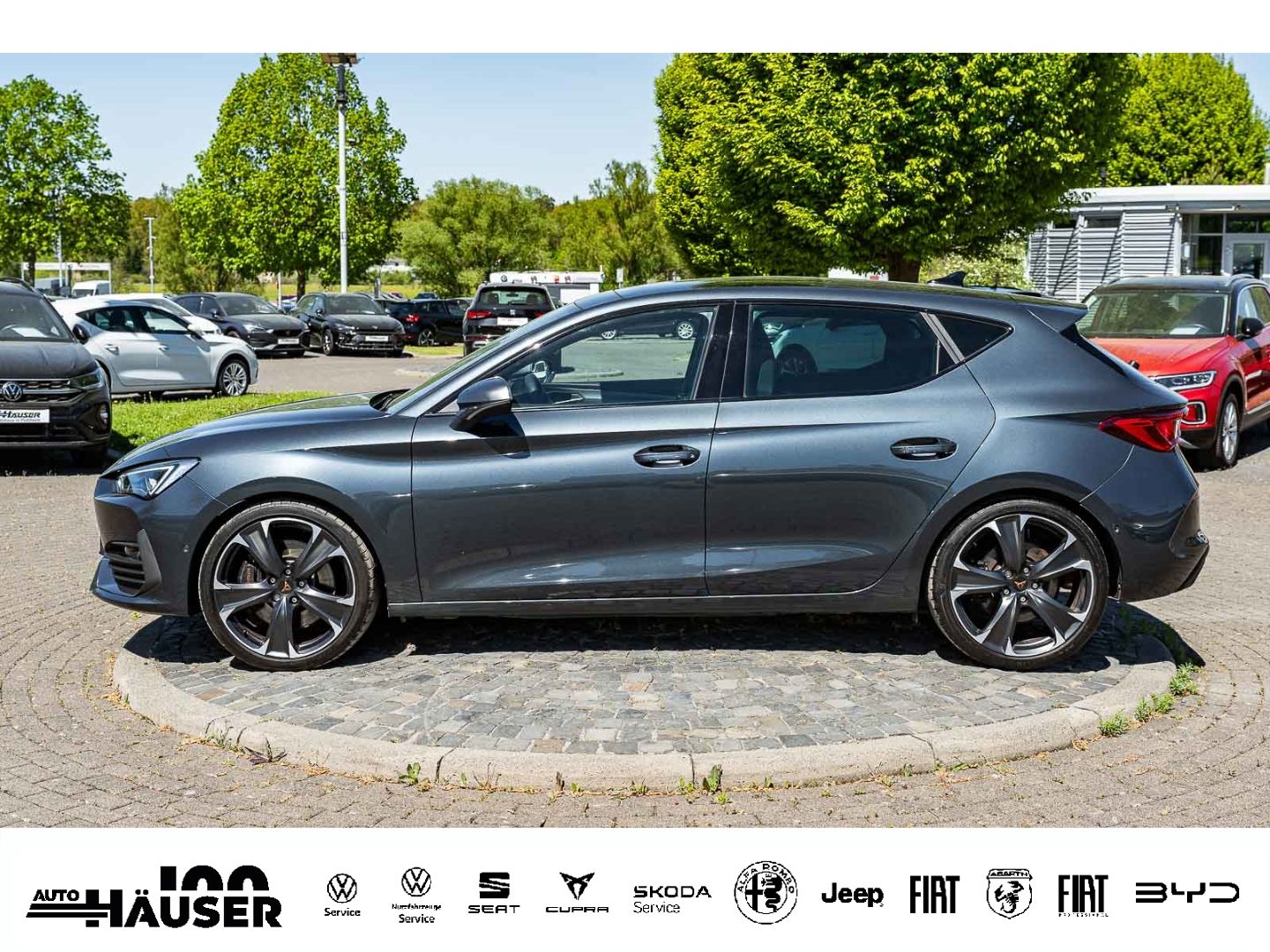 Cupra Leon VZ 2.0 TSI DSG PANO MEMORY BEATS NAVI KAMER imagem 3