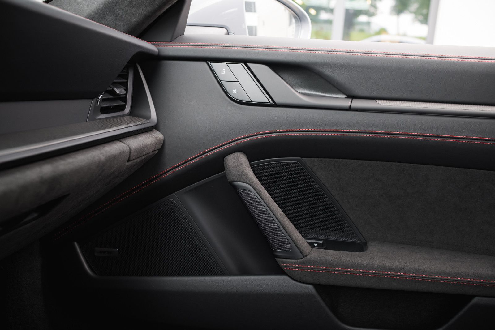 Fahrzeugabbildung Porsche 911/992.1 GTS 4 -18Wege-INNO-360-HALenkung-LED