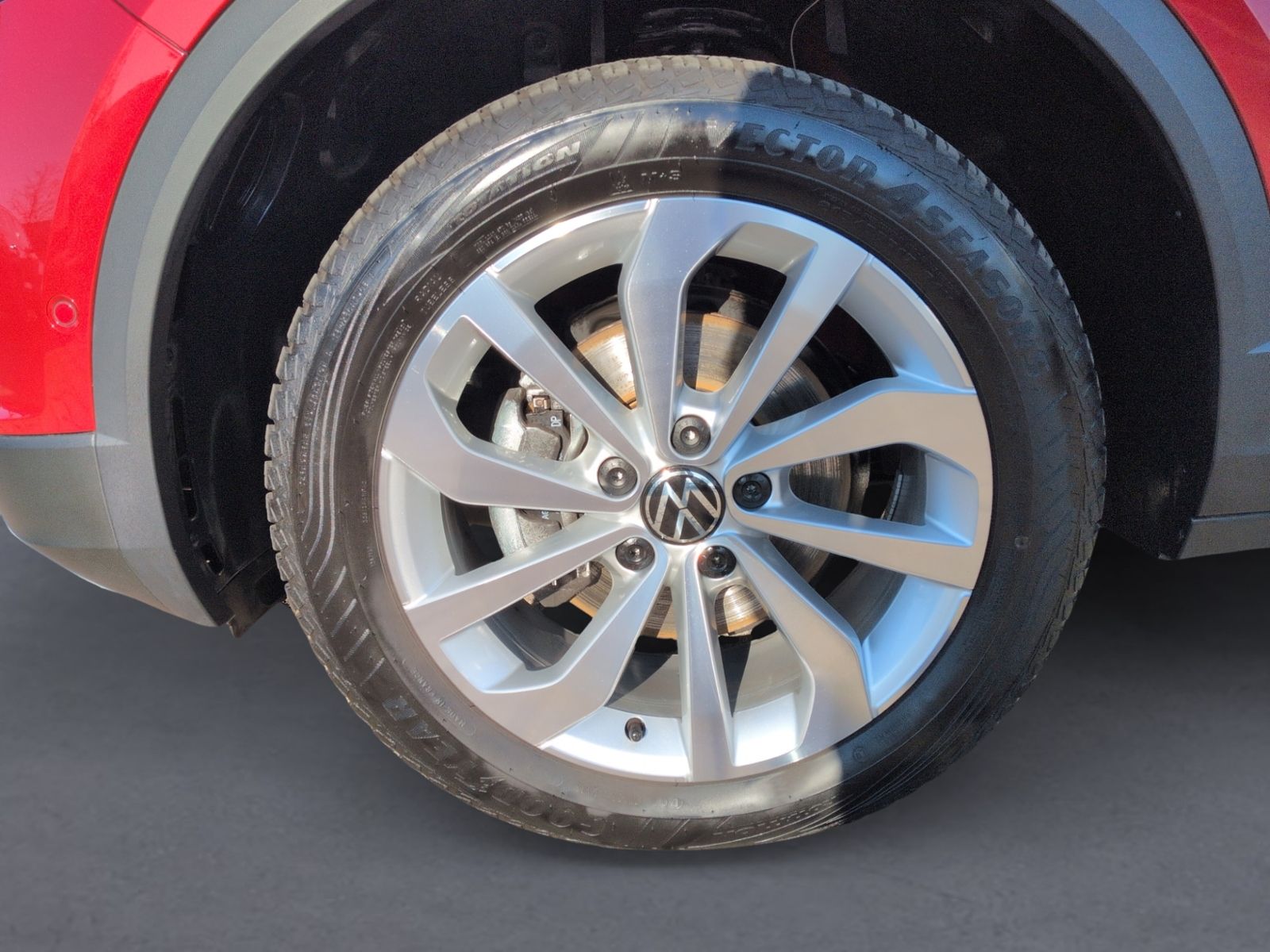 T-Roc 1.5 TSI DSG STYLE LED+NAVI+SHZ+STHZ+