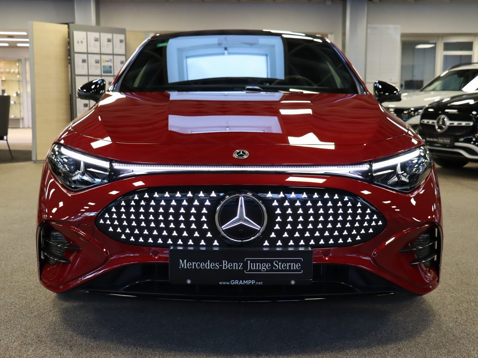 Mercedes-Benz CLA 250 EQ AMG Pano Distr Kamera Winterpaket foto 2