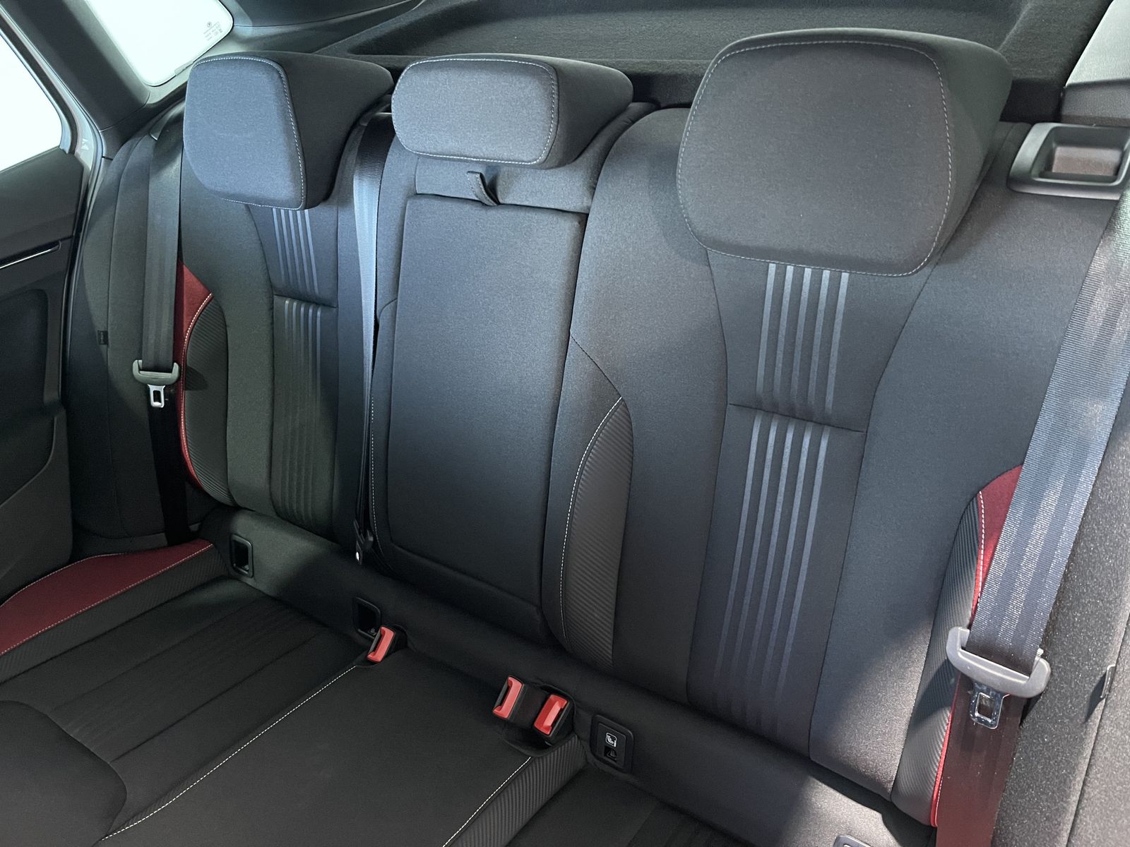 Fahrzeugabbildung SKODA Kamiq Monte Carlo 1.5 TSI*Pano*Cam*ACC*Virtual*