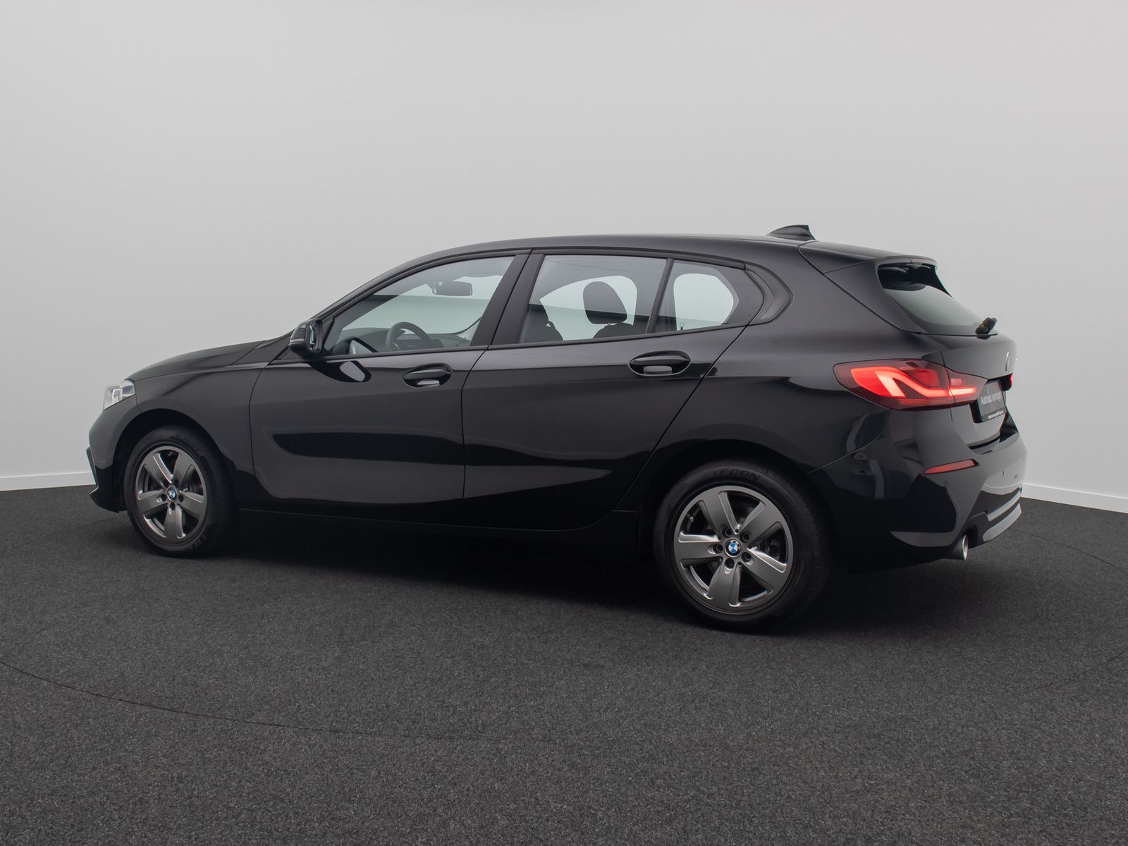 Fahrzeugabbildung BMW 118d Advantage PDC GeschwindigReg DAB CockpitPro