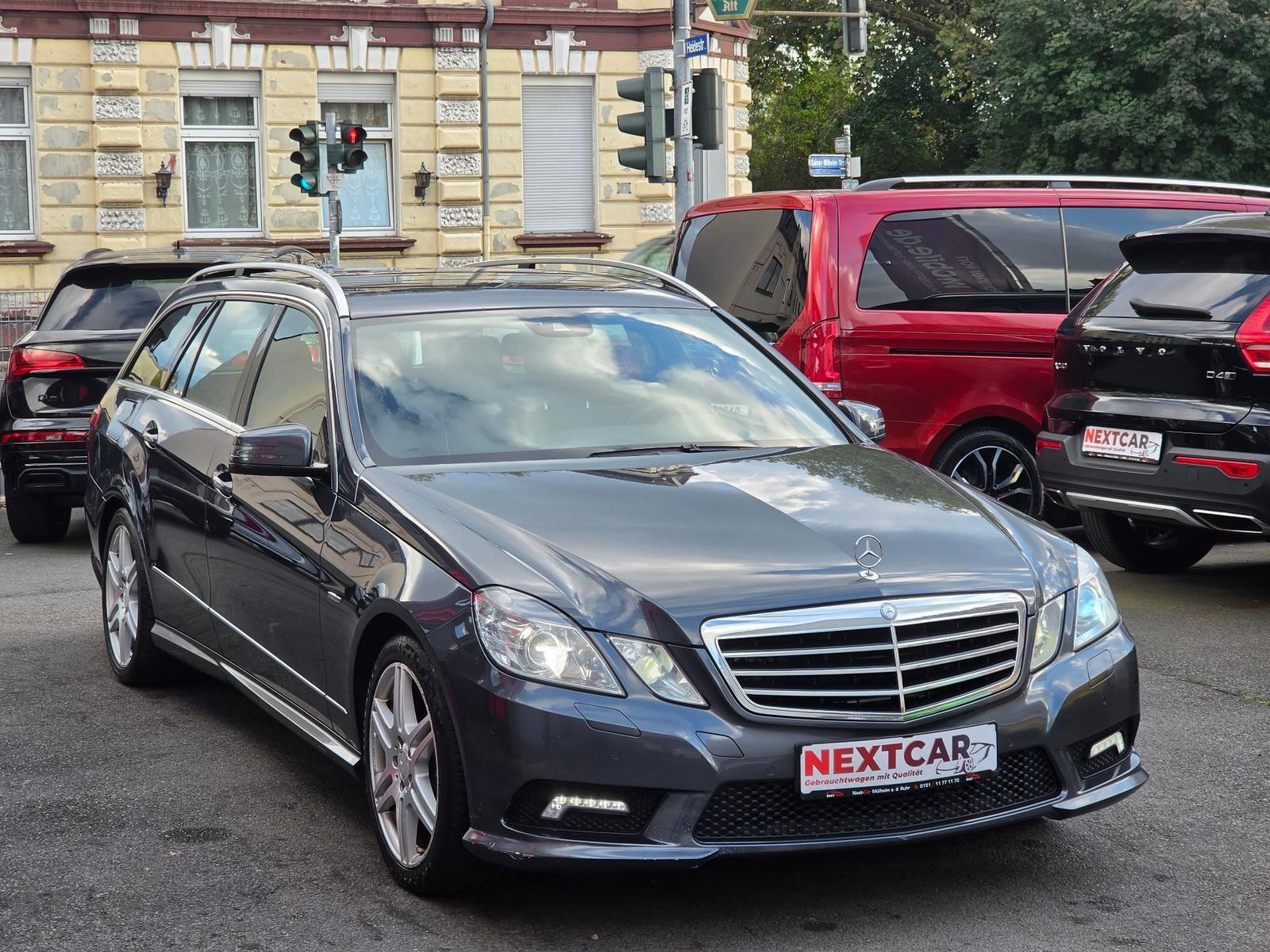 Mercedes-Benz E350 2011 — interior