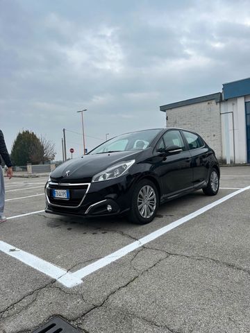 Peugeot 208 BlueHDi 75 5 porte Active