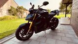 Ducati Streetfighter V4s black/grey viel Zubehör!3000Km - Offers