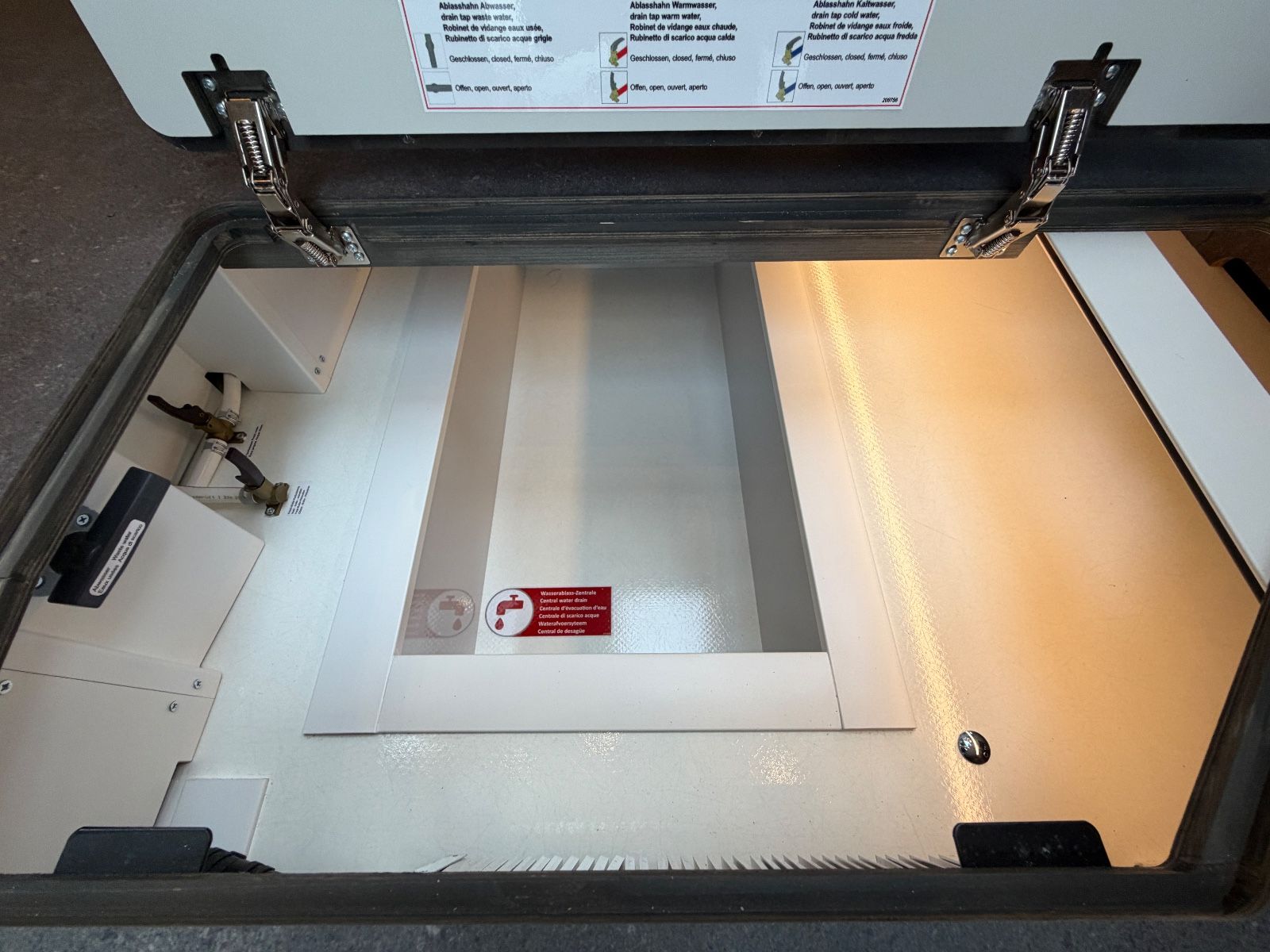 Fahrzeugabbildung Carthago chic c-line 4.9 LE MJ26 Cortina