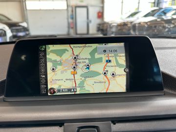 BMW 118 *Sport* Tempo*Navi*2-Hand*Scheckheft*2-Zonen