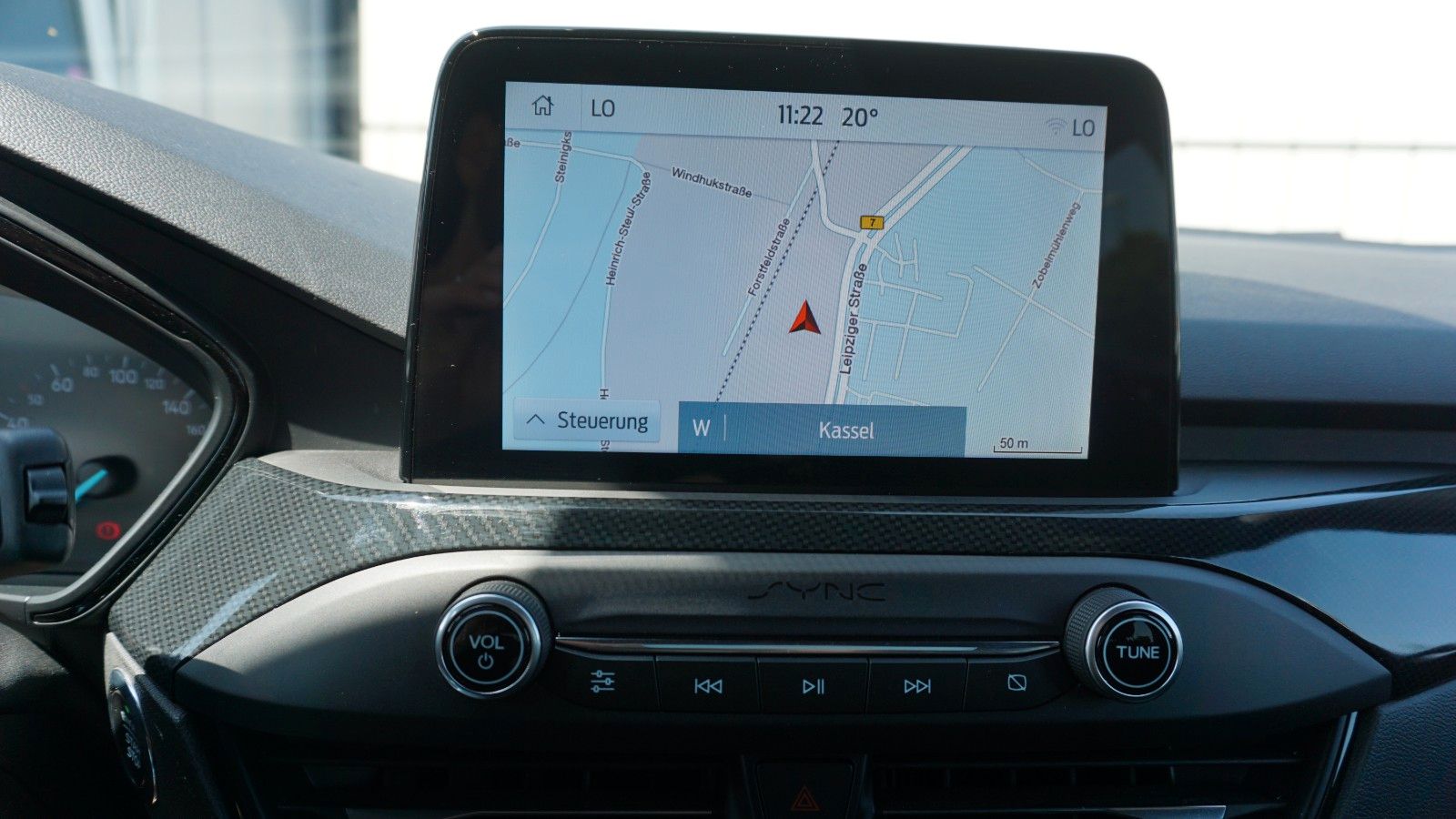 Fahrzeugabbildung Ford Focus Lim. ST-Line, LED, B&O Sound, Navi, Sport