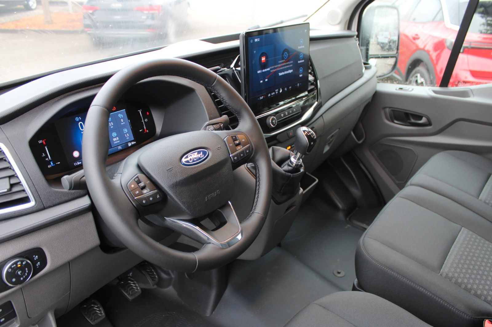 Fahrzeugabbildung Ford Transit L3 H2 LKW Kasten hoch lang KLIMA AHK CAM