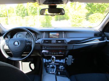 BMW 520 - 12