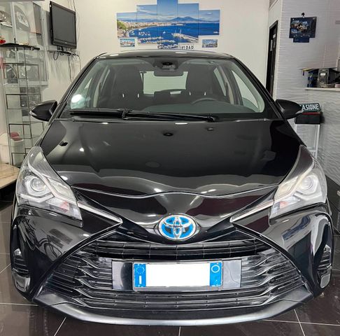 Toyota Yaris 1.5 Hybrid 5 porte Business