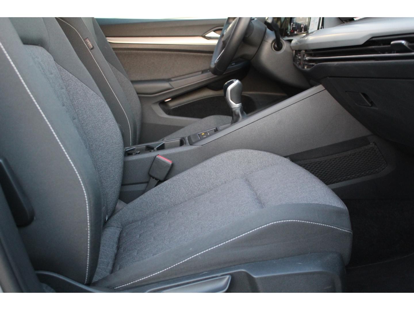 Volkswagen Golf 8 1.5 TSI Move KAMERA NAVI LED ACC SHZ GRA, миниатюра 8