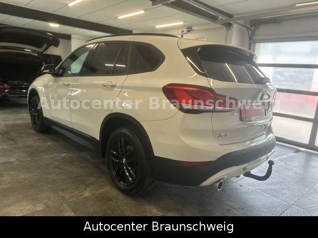 BMW X1 sDrive 18 i Advantage foto 6