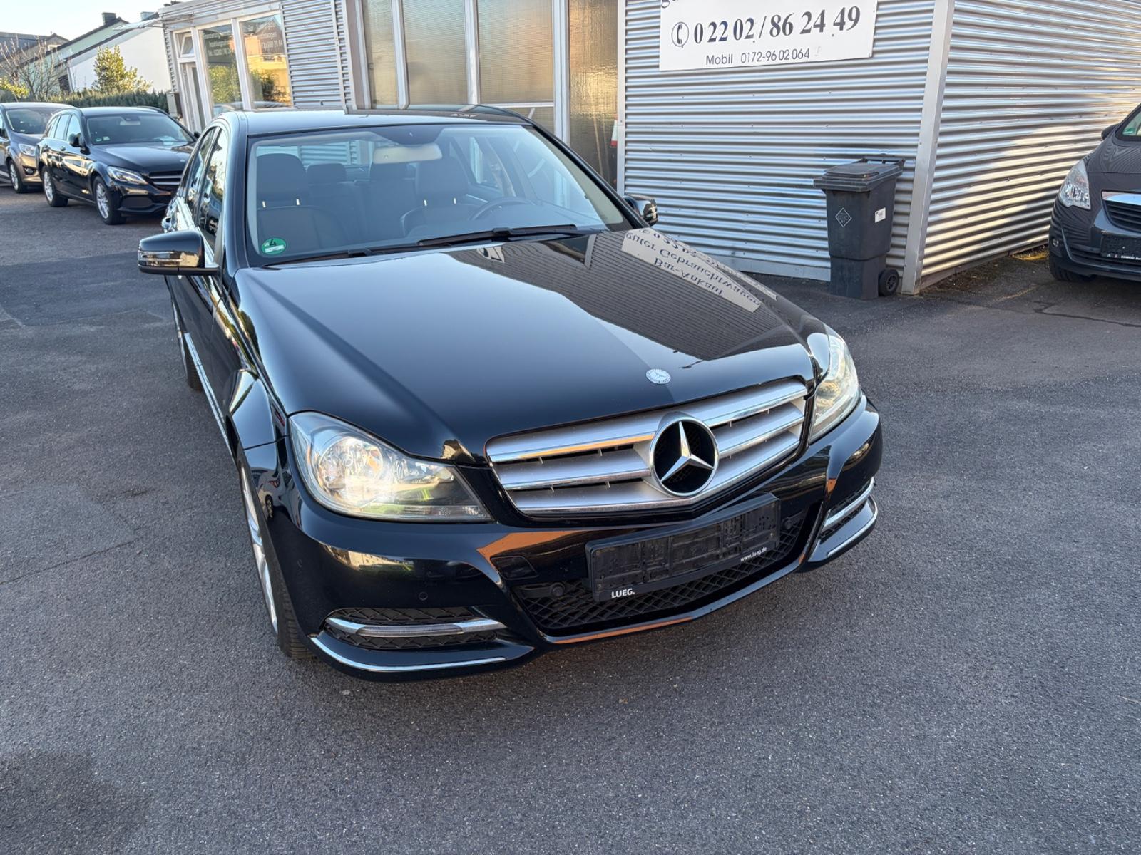 Mercedes-Benz C 180 CGI Avantgarde Automatik Lim.