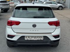 Fahrzeugabbildung T-Roc 1.0 TSI 2-Zonen-Klimaautom SHZ Spurhalteas