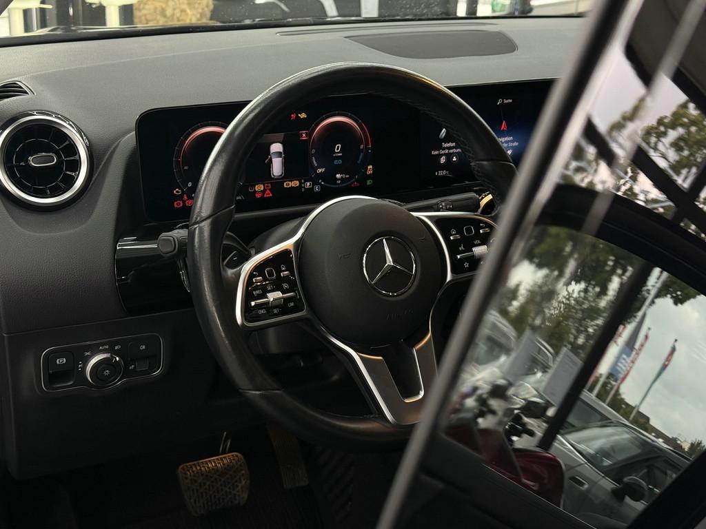 Mercedes-Benz GLA e, 1 Hand, Leder, Kamera, Widescreen, миниатюра 18